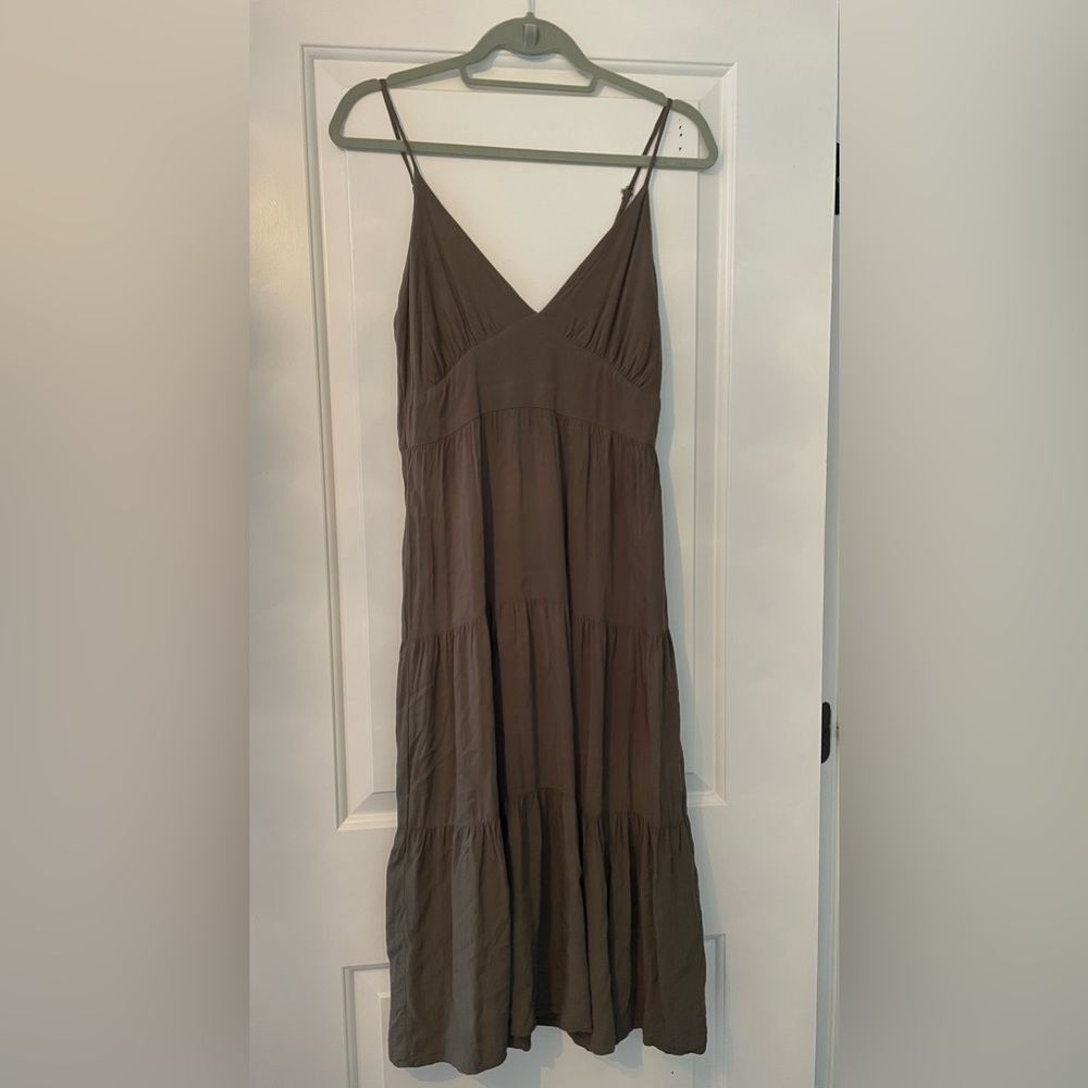 Green target midi dress